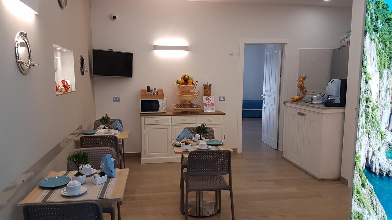 Bed and Breakfast Antica Capri à Naples Extérieur photo