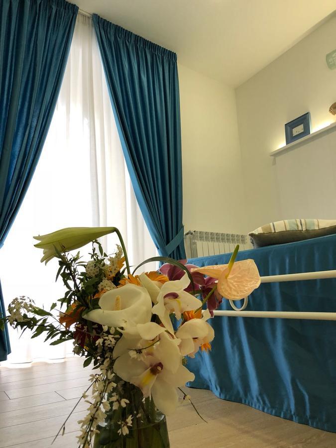 Bed and Breakfast Antica Capri à Naples Extérieur photo